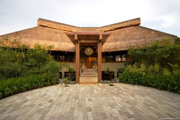 Eskaya Beach Resort and Spa (Panglao)